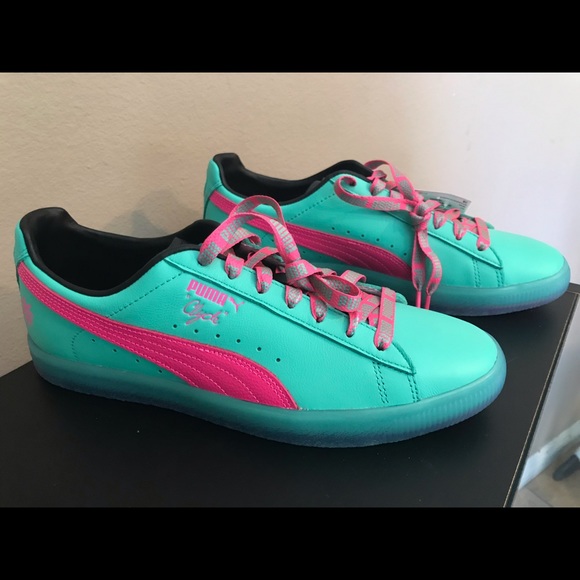 clyde south beach sneakers
